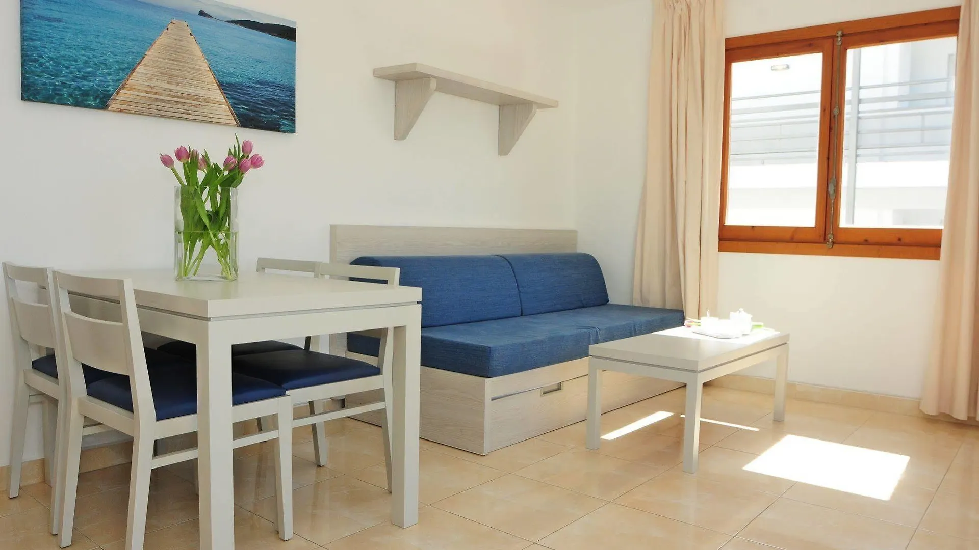 Apartamentos Avenida Playa d'en Bossa Hotel Ibiza Town