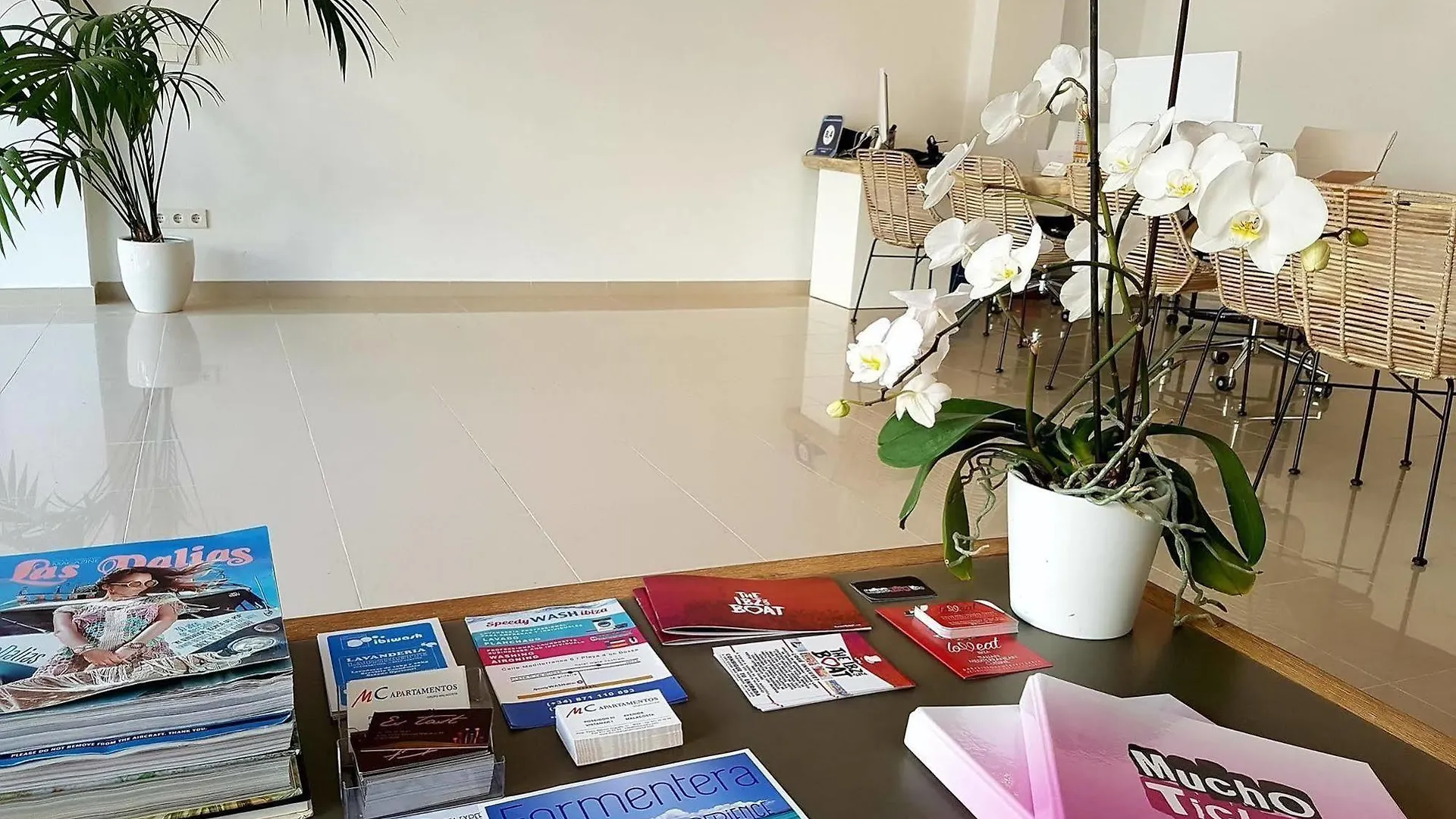 Apartamentos Avenida Playa d'en Bossa 3*, Ibiza Town Spain